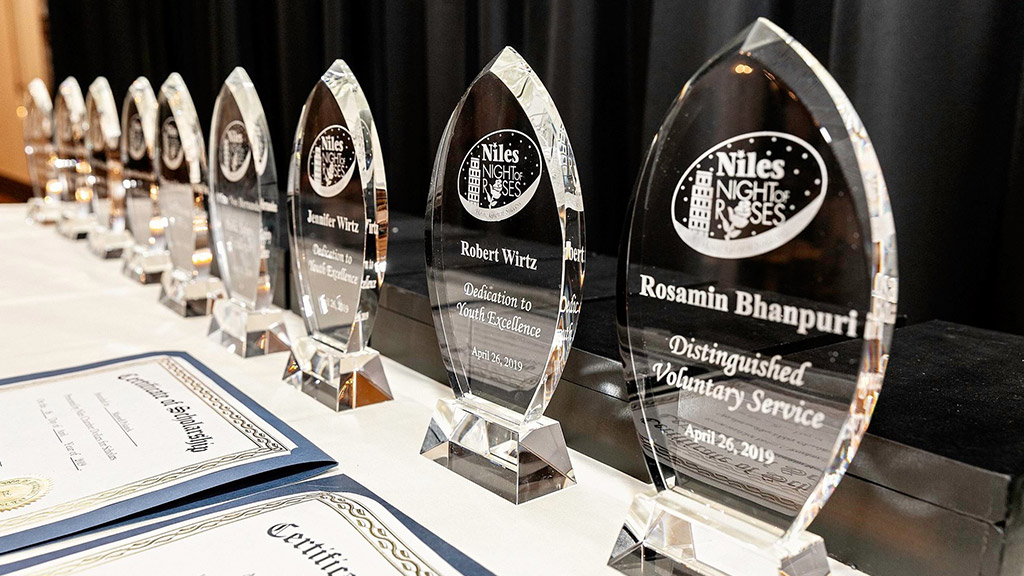 custom trophies and awards